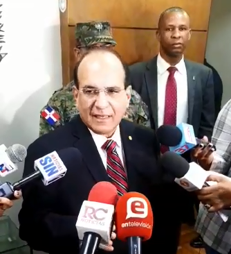 (Video): Castaños Guzmán informa JCE contará manualmente más de 800 mesas; desconoce motivos de renuncia de Saladín