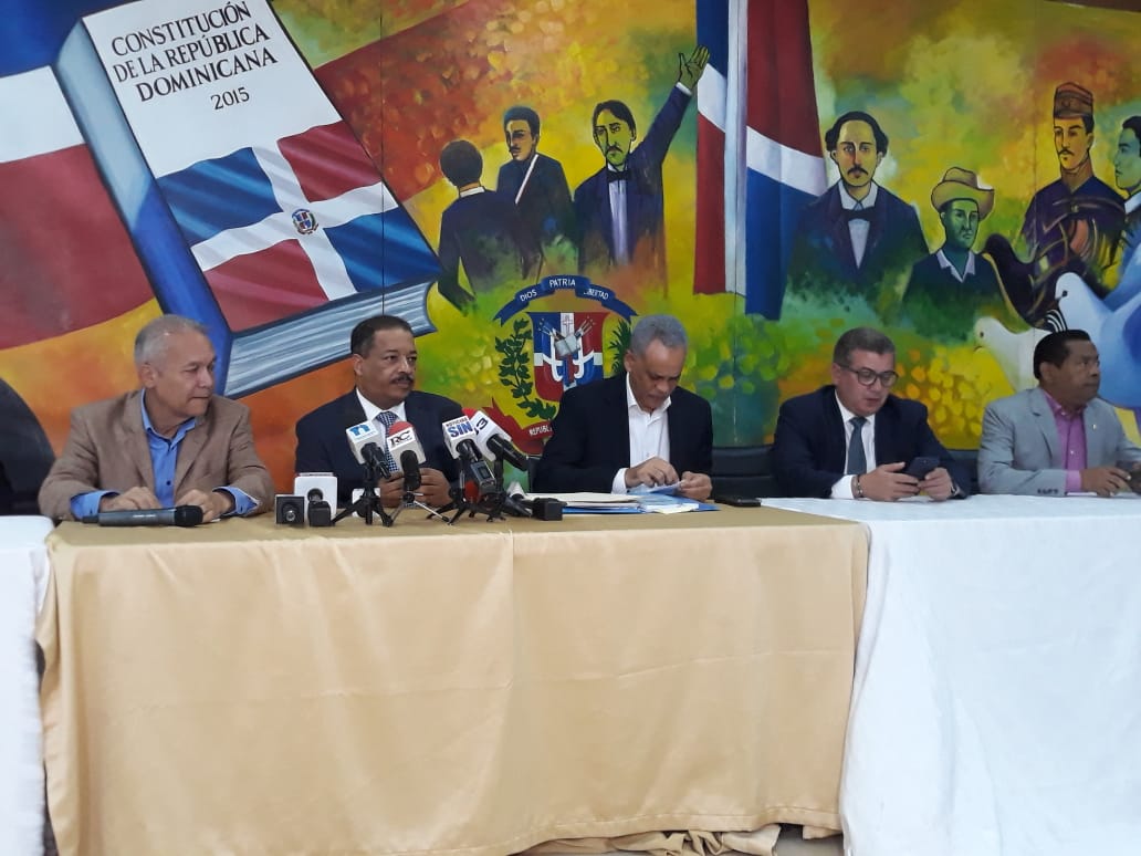 Equipo político de Leonel pide a JCE suspender emisión de resultado final de las primarias