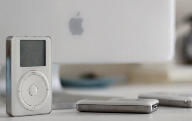 A 18 años del primer iPod: así evolucionó uno de los dispositivos más influyentes
