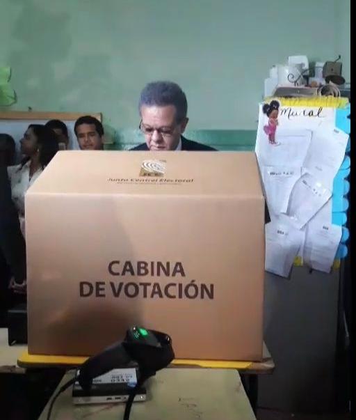 VIDEO: Leonel sin quejas del proceso de votación hasta ahora