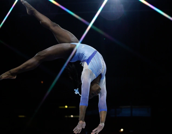 Cuáles son los temerarios ejercicios de Simon Biles que generaron polémica en el mundo de la gimnasia