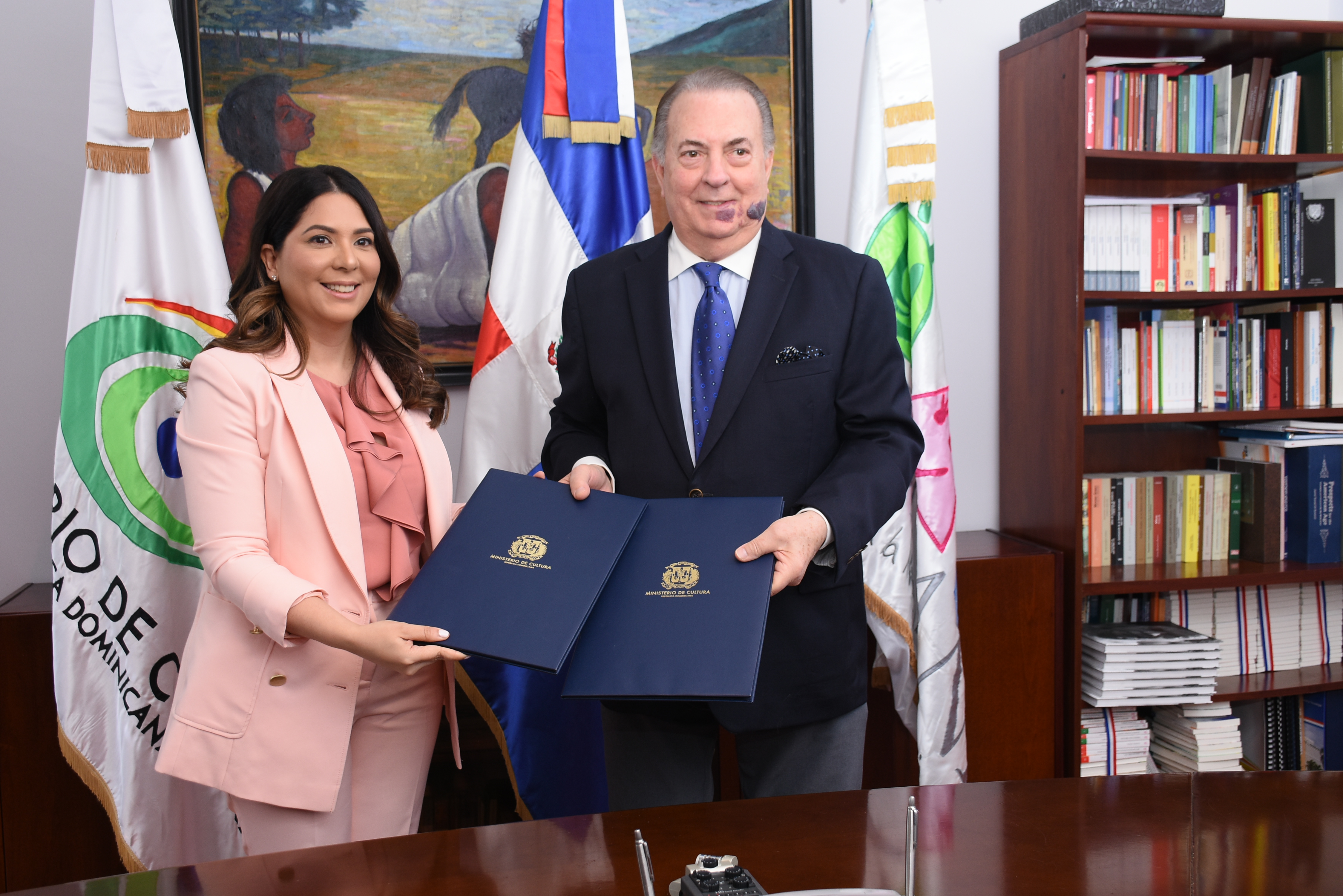 Ministerio de Cultura y CONANI firman acuerdo para realizar acciones culturales conjuntas que beneficien a los niños, niñas y  adolescentes