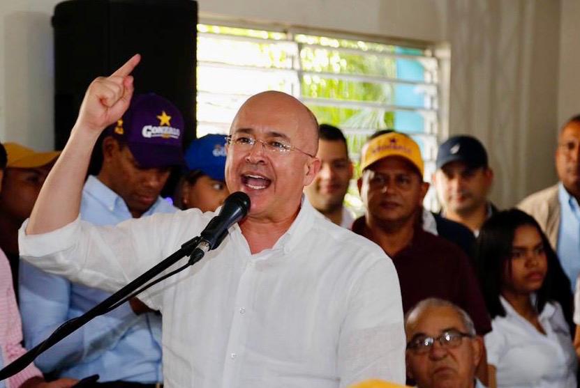 Francisco Domínguez Brito: “PRM pone en peligro las obras y programas que ejecuta Danilo Medina”
