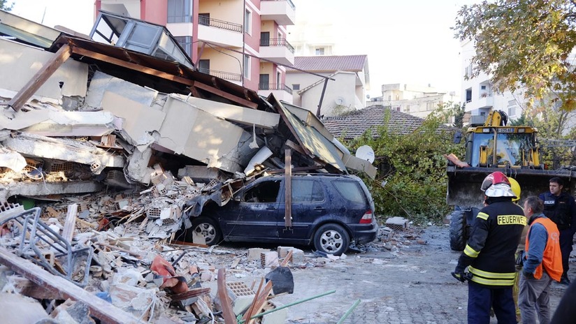 Al menos trece muertos y más de 300 heridos en Albania tras un fuerte sismo de magnitud 6,4 (Videos)