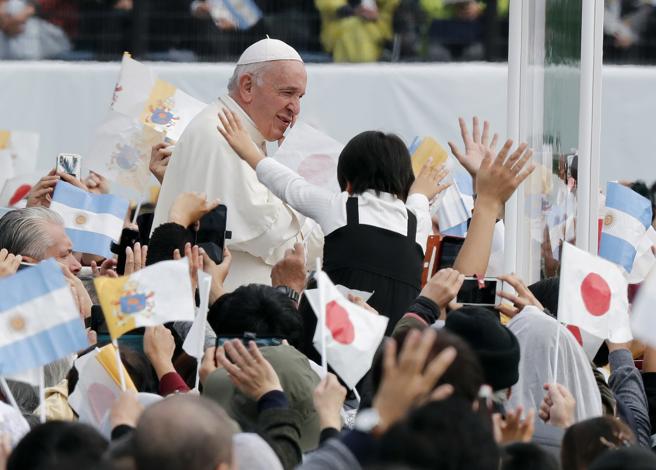 El Papa reclama en Hiroshima y Nagasaki un mundo libre de armas nucleares