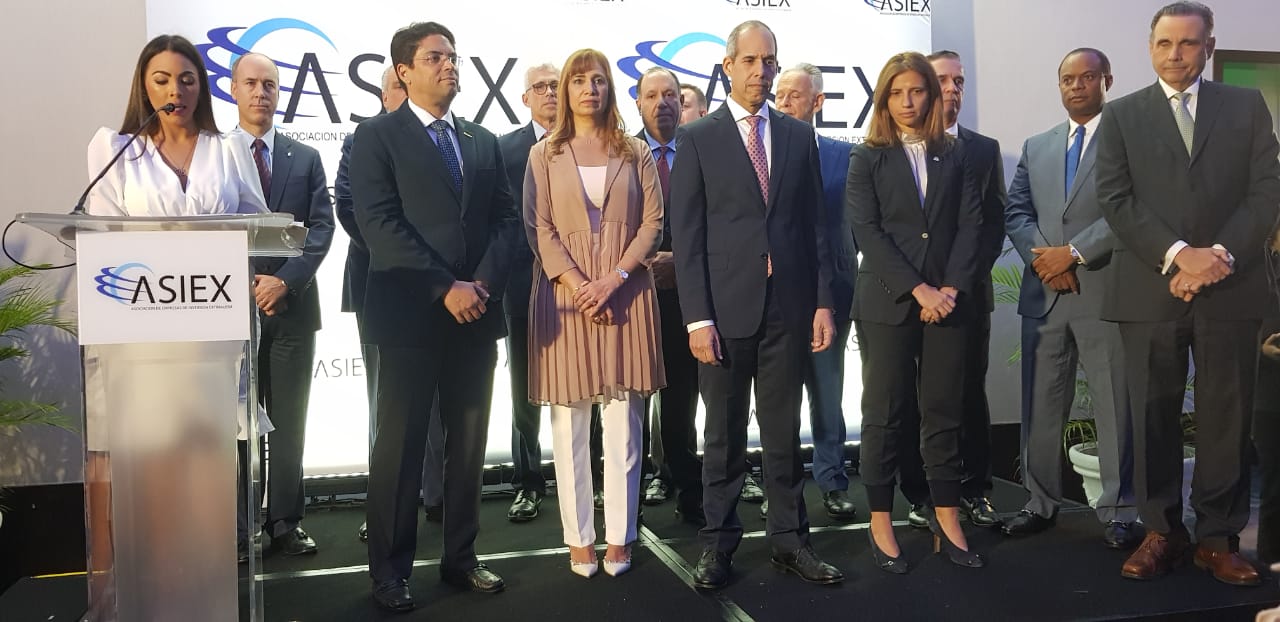 ASIEX elige nueva junta directiva presidida por Edwin De los Santos, de AES dominicana