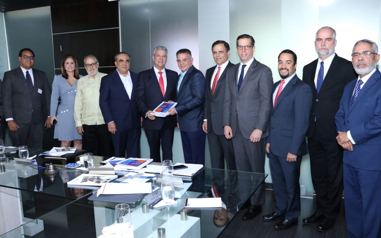 Equipo del gabinete presidencial de Luis Abinader comparte con directiva del CONEP lineamientos generales de su programa de gobierno