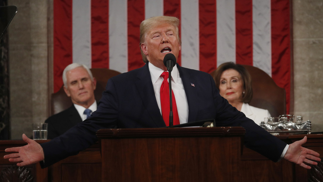 Senado de EE.UU. absuelve a Trump en el juicio político