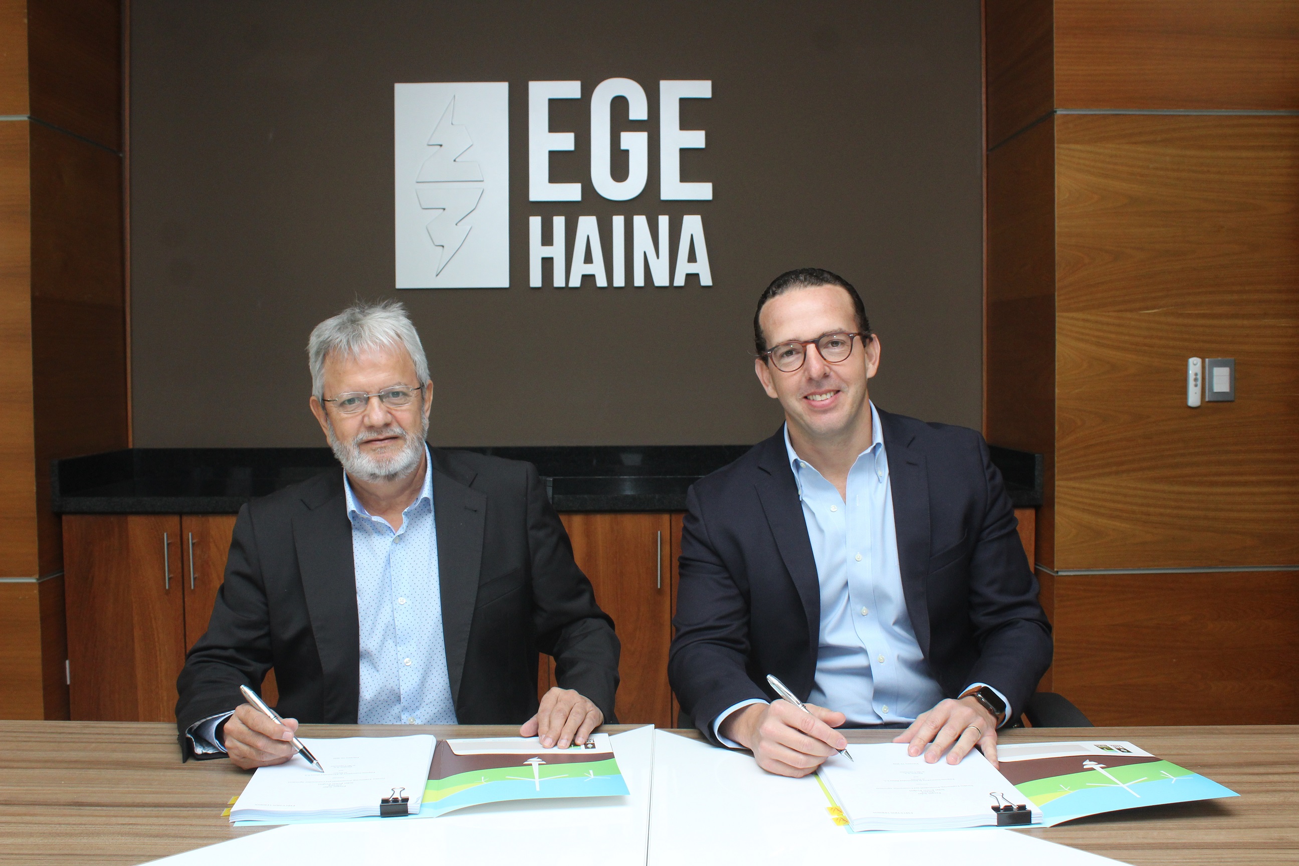 EGE Haina suscribe acuerdo para la construcción  del Parque Solar Girasol