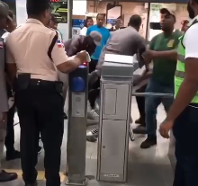 Video | Policía Nacional aclara agentes impidieron que joven intentara arrojarse a las vías del Metro de Santo Domingo