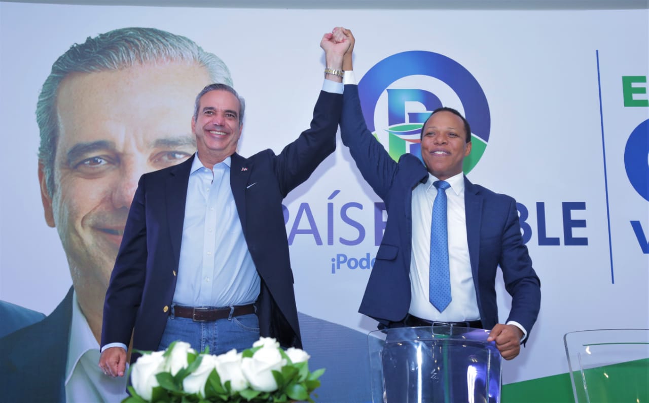 País Posible proclama a Luis Abinader como su candidato presidencial