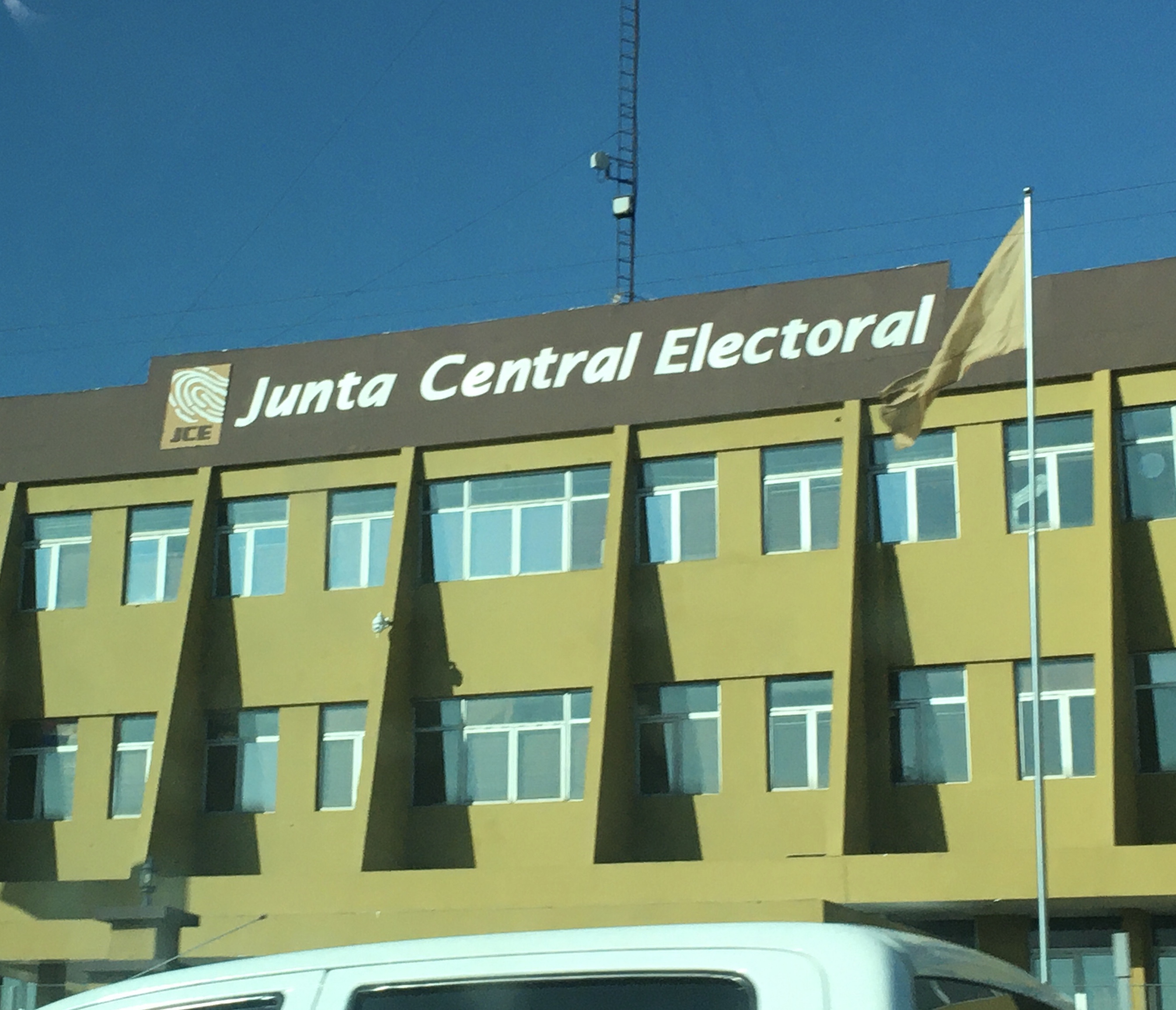 JCE implementará medidas de protección a la salud sugeridas por Ministerio de Salud Pública para Elecciones Extraordinarias Municipales