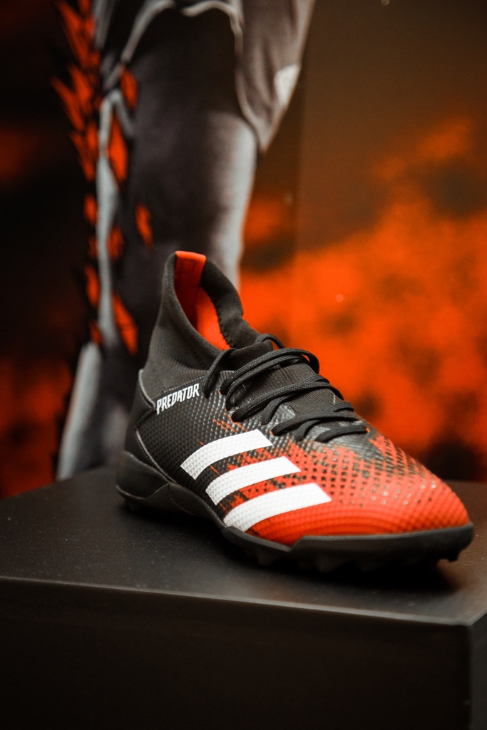 Adidas introduce las nuevas botas de fútbol Predator Mutator 20