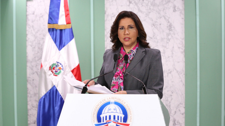 Gobierno trabaja en depuración de un millón de solicitudes para #QuédateEnCasa; vicepresidenta Margarita Cedeño explica proceso