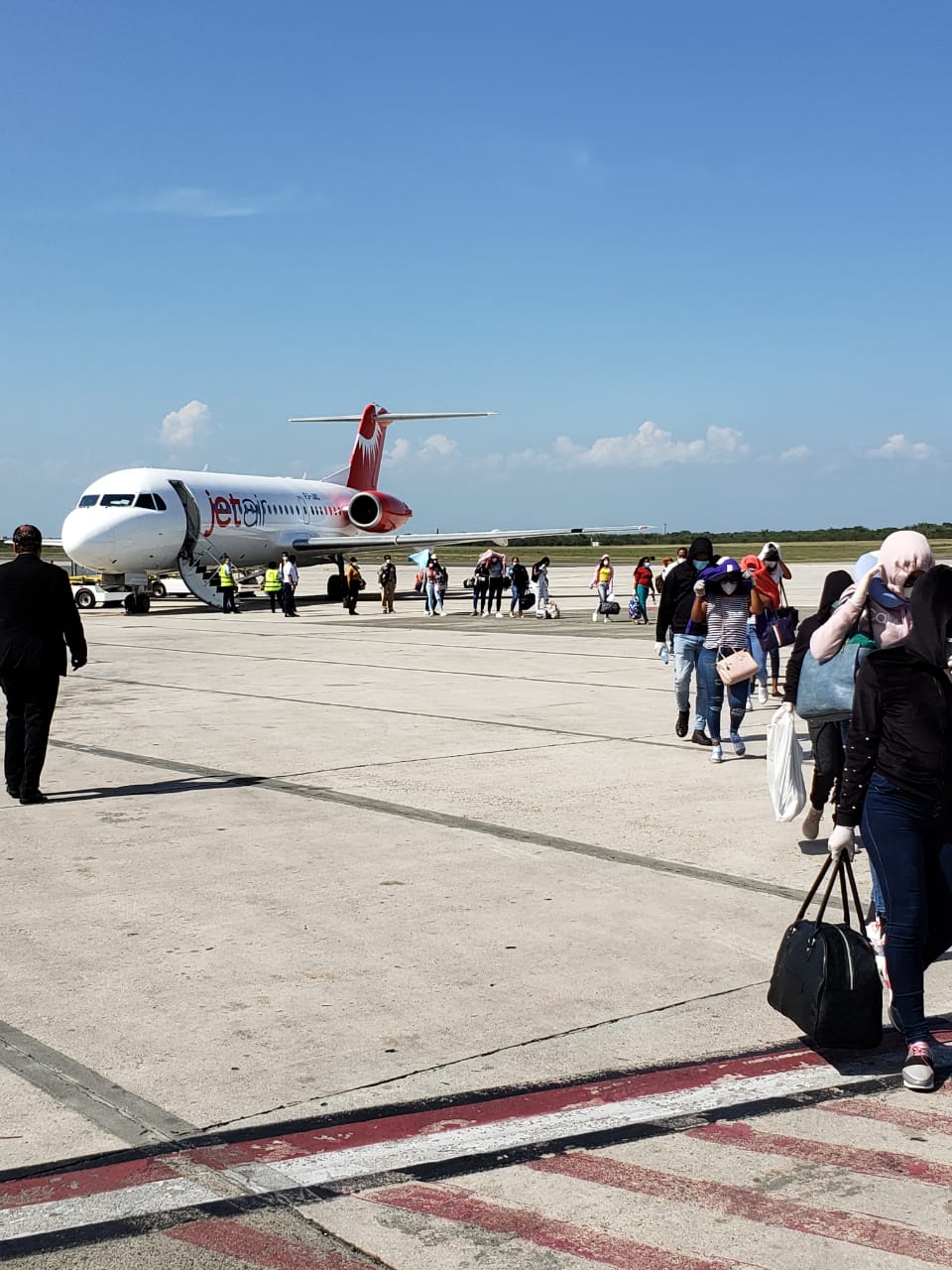 Canciller Miguel Vargas anuncia retorno de 49 dominicanos desde Aruba y Curazao