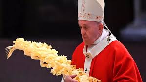 El papa Francisco, el mundo y la soledad de un Domingo de Ramos atípico