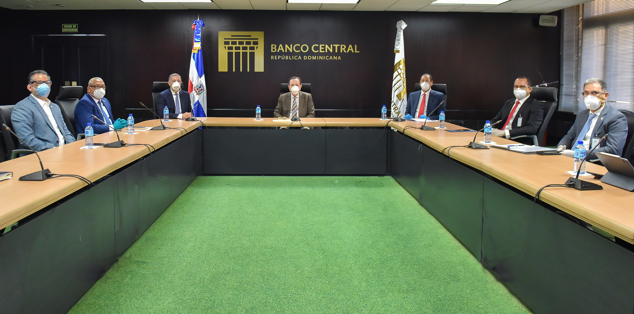 Banco Central, Ministerio de Hacienda y Superintendencia de Bancos sostienen un encuentro para evaluar mecanismos para un fondo de garantía para MIPYMES