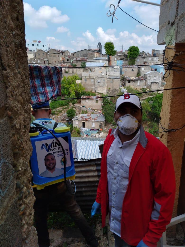 Candidato a diputado encabeza jornada social y sanitaria en el Distrito Nacional