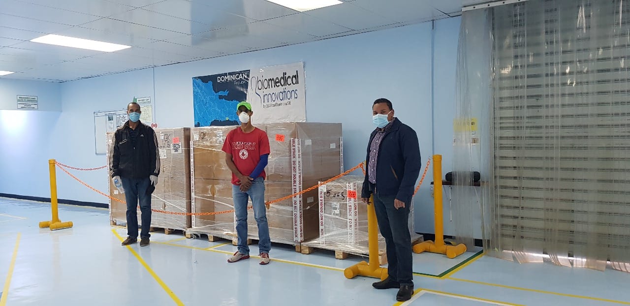Sector de Zonas Francas realiza nuevas donaciones de dispositivos médicos y gel antimaterial
