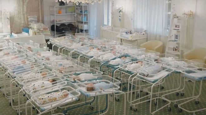 Coronavirus | Los bebés nacidos por gestación subrogada varados en un hotel en Ucrania