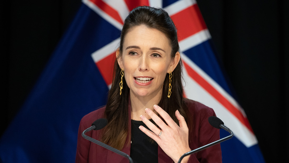 La primera ministra de Nueva Zelanda pide a los empresarios "pensar" en la semana laboral de cuatro días