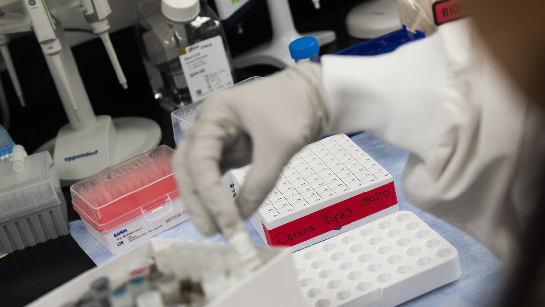 Científicos rusos se inyectan una vacuna contra el coronavirus y revelan los resultados