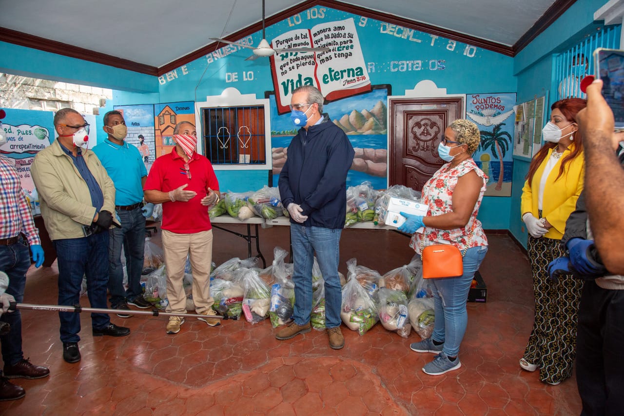 Luis Abinader instala hospital de Villa Vásquez, sigue Ruta Solidaria en Línea Noroeste este fin de semana