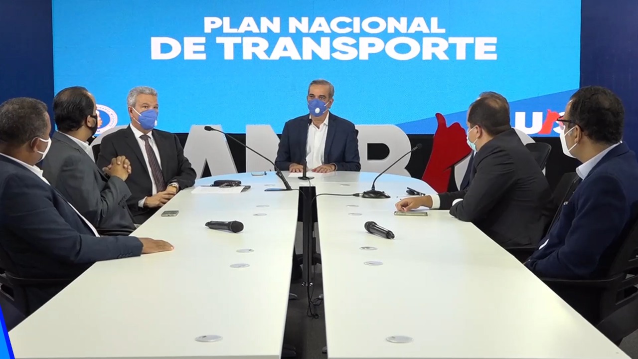 Luis Abinader: “Crearé una logística de transporte que impulse la economía y atraiga nuevos negocios”