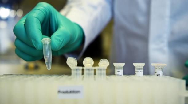 Laboratorio alemán realizará primeros ensayos de una vacuna contra el virus