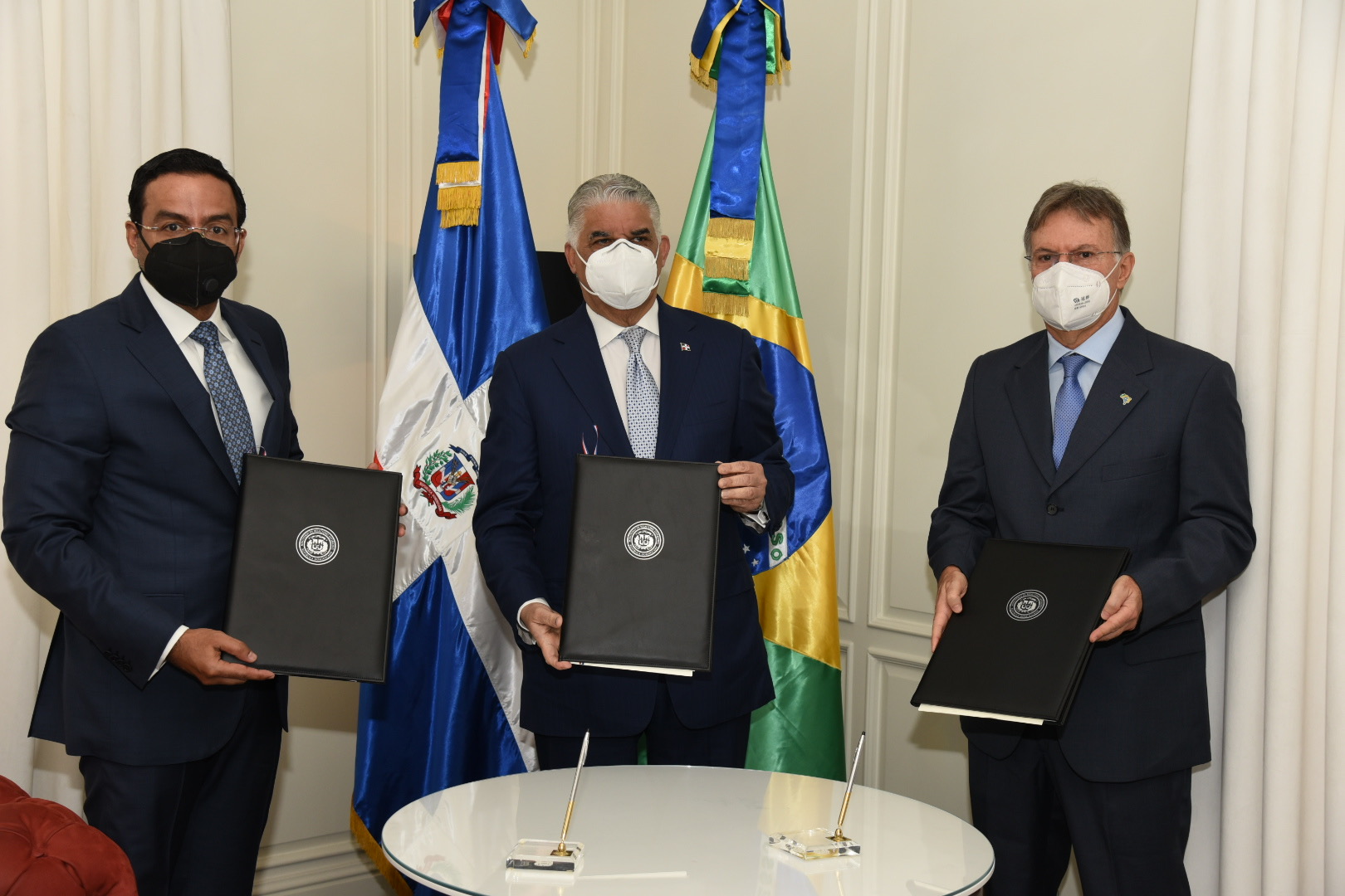 Canciller Miguel Vargas suscribe protocolo para impulsar comercio e inversión con Brasil