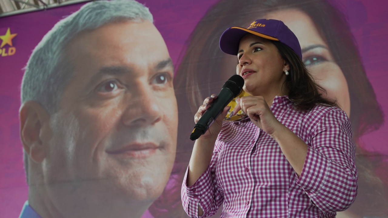 Margarita Cedeño inicia campaña con el apoyo de comunidad de La Victoria