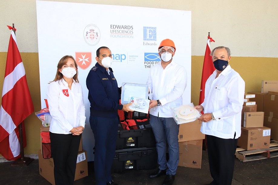 Zona Franca dona 34 máquinas médicas a hospitales