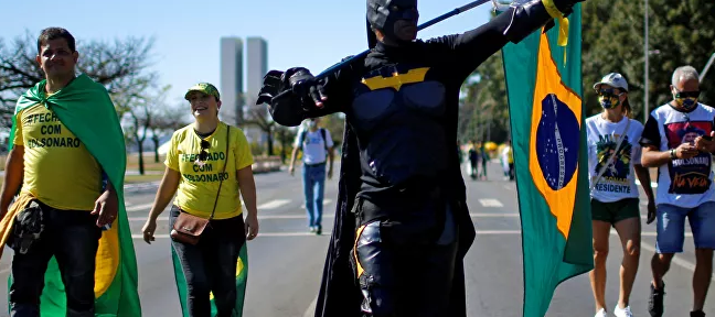 Brasil vive un domingo de manifestaciones a favor y contra Bolsonaro