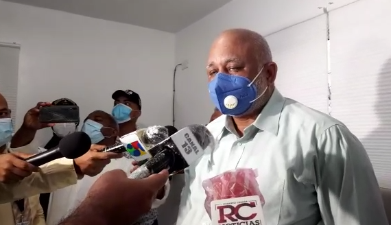 Video | Roberto Fulcar afirma PRM compró mascarillas para entregar a los votantes