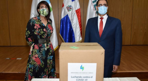 Gobierno dominicano recibe donación de pruebas PCR  para combatir COVID-19