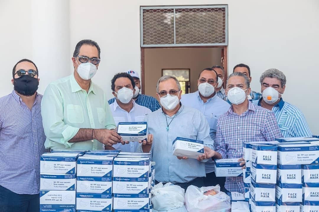 Sector Externo de Luis Abinader recorre provincias del Sur; entregan insumos médicos a hospitales