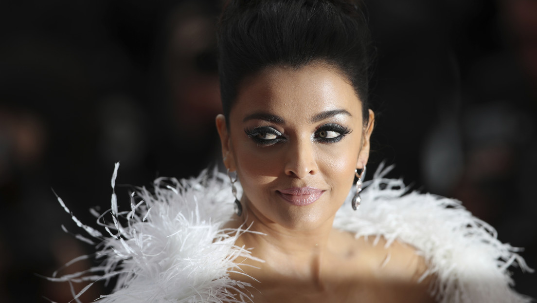 La estrella de Hollywood Aishwarya Rai da positivo al Covid-19