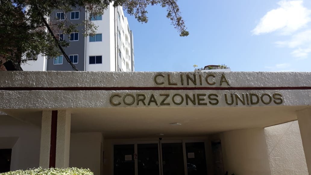 Video | Controlado incendio en Corazones Unidos, centro médico funciona con normalidad