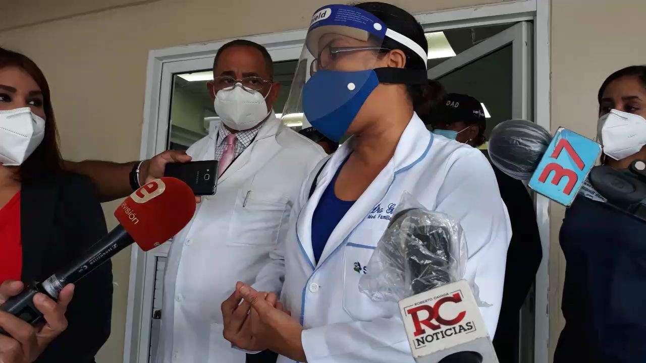 Video | Médicos denuncian hospital Moscoso Puello no tiene las condiciones para recibir pacientes con COVID-19