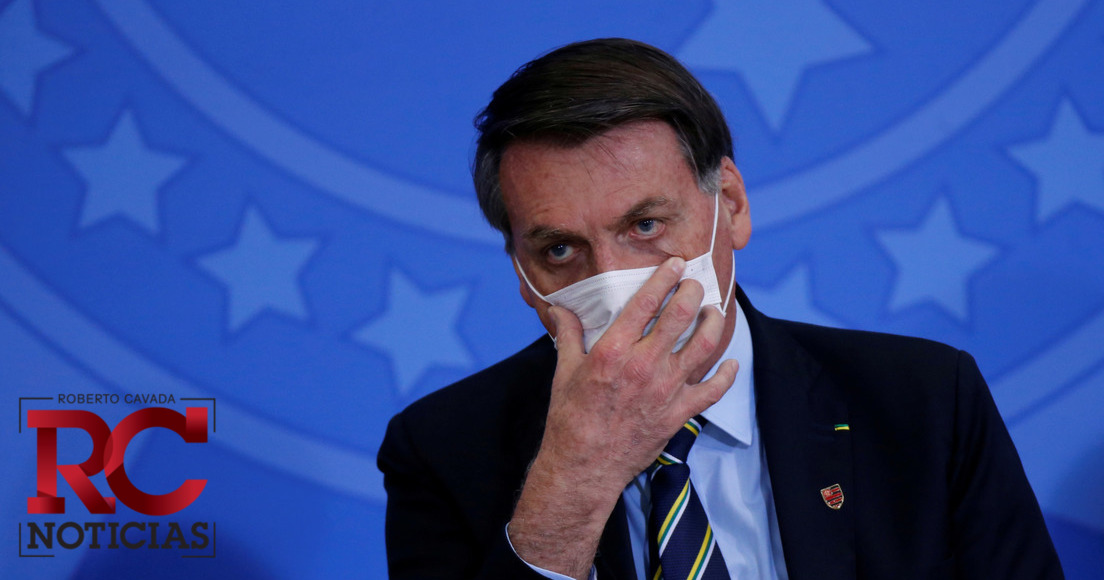 Bolsonaro cuestiona otra vez la eficacia de las vacunas contra el covid-19