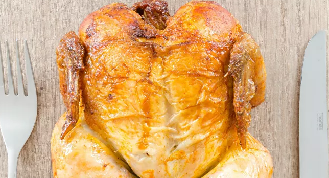 ¿Lavar o no el pollo crudo? 5 consejos útiles para evitar una peligrosa intoxicación alimentaria