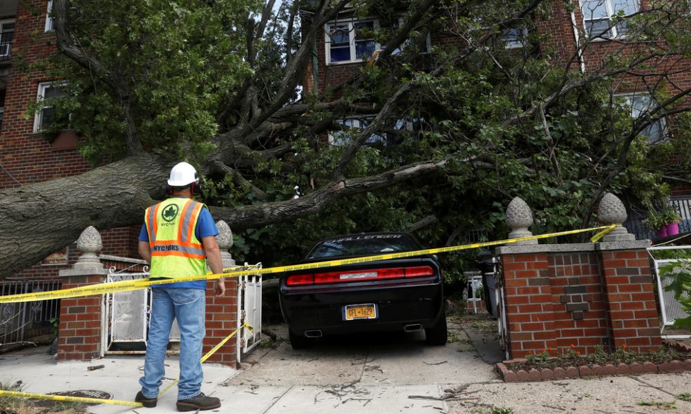 Nueva York declara el estado de emergencia parcial tras el paso de la tormenta tropical Isaías