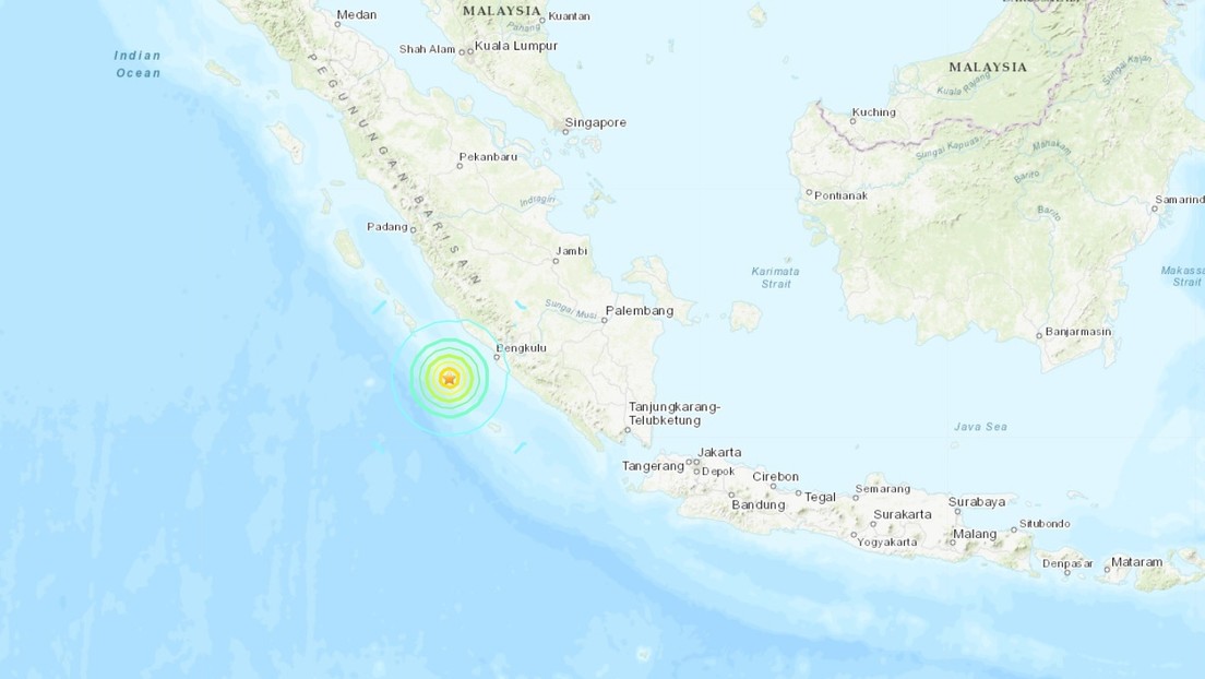 Se producen dos potentes sismos de magnitud 6,8 y 6,9 frente a las costas de Indonesia