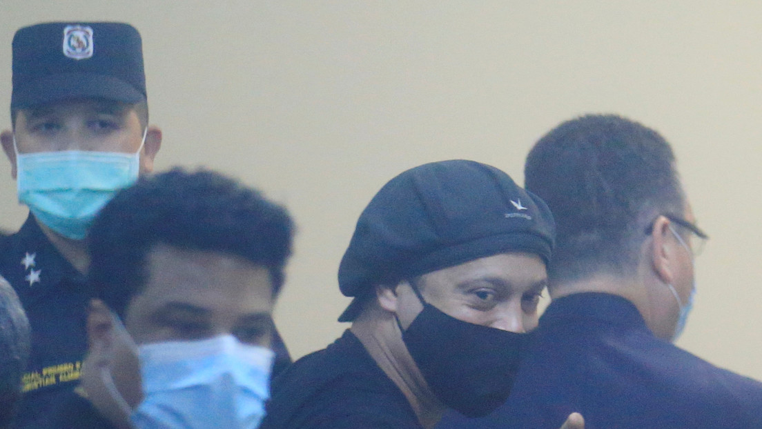 Ronaldinho recupera su libertad tras pasar 171 días preso en Paraguay