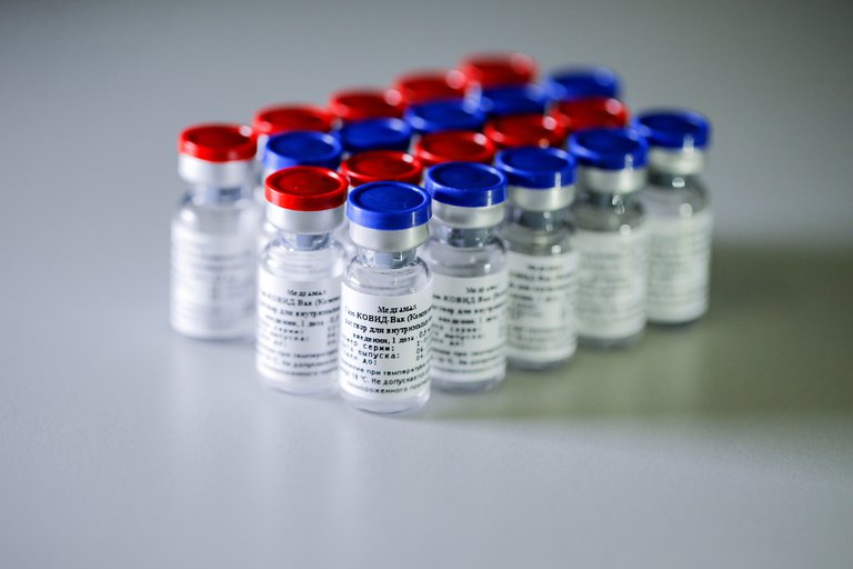 El secretario de Salud de EEUU, sobre la vacuna rusa contra el coronavirus: “El punto no es ser el primero, sino que sea segura”