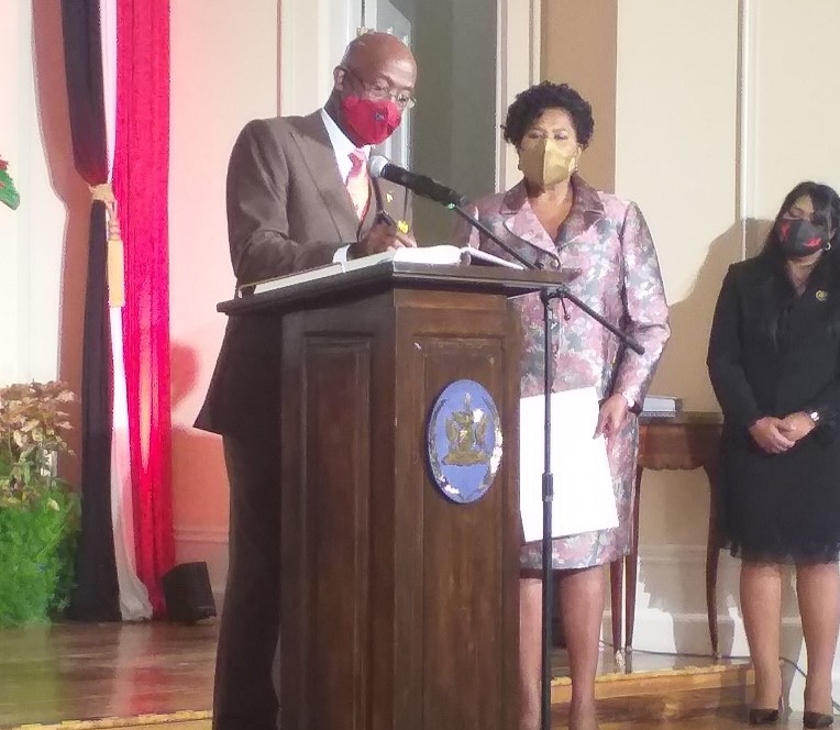 RD participa en toma de posesión del Primer Ministro de Trinidad y Tobago Keith Rowley