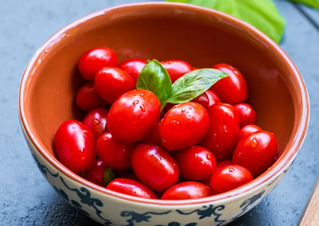 Este es el inesperado peligro para la salud que esconde el tomate