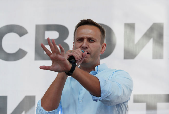 Un científico vinculado con la creación del Novichok se disculpa ante Navalni