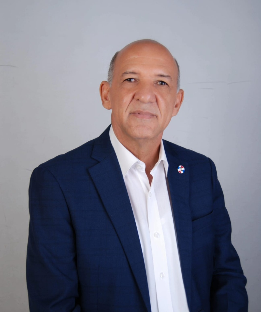 Isidro Torres acusa al PLD de usurpar funciones