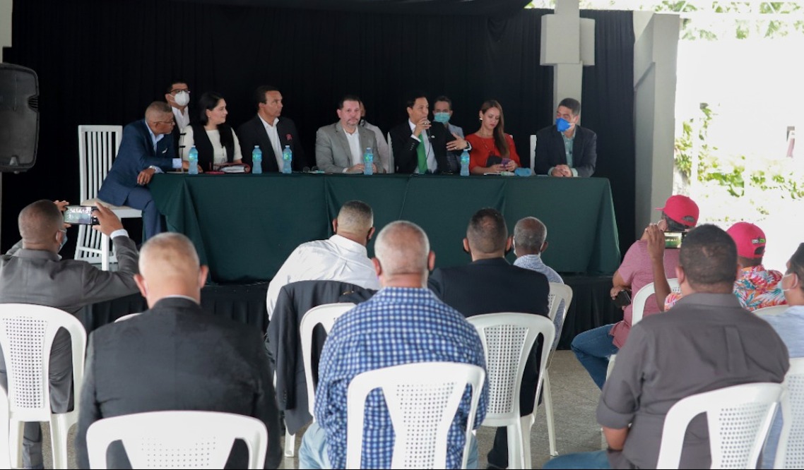 Gobierno dominicano realiza primer encuentro con manejadores y promotores artísticos